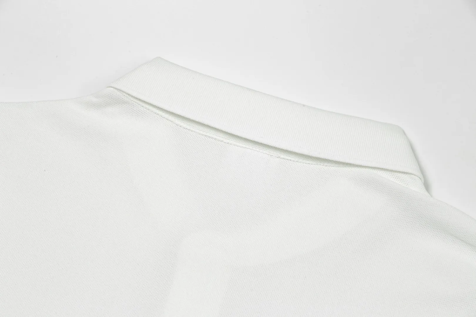 Moncler SS Premium POLO ， ， ， LOGO ， Classic ， ！ ， ， ， ， Breathable ， ， ！ ， ， ， ， ， ， ， Premium ！ Sizes：M-XXXL ：